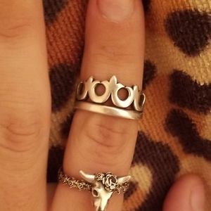 James avery crown ring **retiring design**